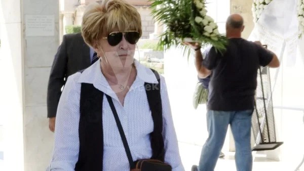 Παρά την ενοχή του τον στηρίζει ακόμη - Η αναφορά της Βάσιας Τριφύλλη στον Πέτρο Φιλιππίδη