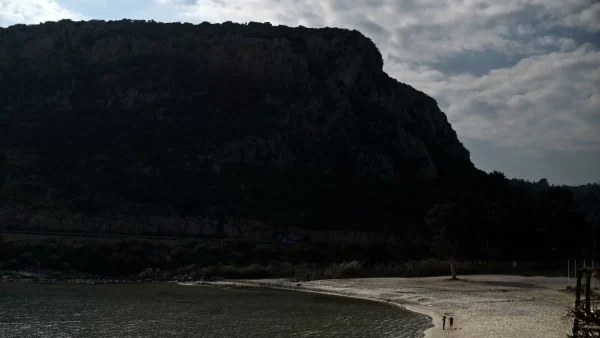 Καιρός 10/3: Τοπικές βροχές στα... - Προειδοποιεί η ΕΜΥ