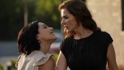 Αδίστακτη ερωμένη: Τους βλέπει να φιλιούνται - Η Νεσλιχάν πιάνει στα πράσα Μουράτ και Ντάμλα!