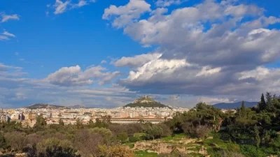 Πέφτει η θερμοκρασία σήμερα 1/3 - Τι λέει η ΕΜΥ για τον καιρό της Τετάρτης