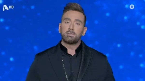 J2US: «Χειρουργήθηκε, είμαστε σοβαρά...» - ''Κομπιασμένος'' ο Κοκλώνης με την κατάσταση της υγείας της αδερφής του