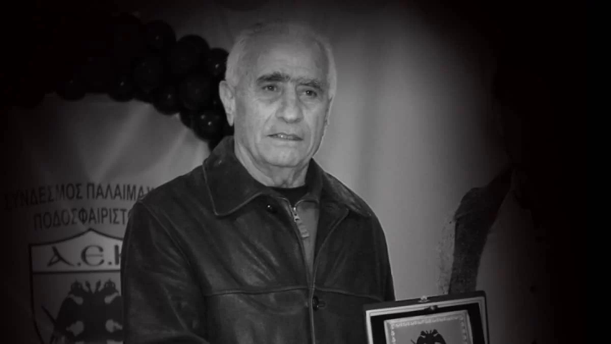 Σε λαϊκό προσκύνημα η σορός του - Πότε και πού θα γίνει η κηδεία του Μίμη Παπαϊωάννου