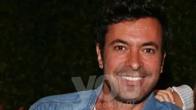 Αγνώριστος με μπότες και κρητική φορεσιά - Σημαιοφόρος ο Νίκος Παπαδάκης στην παρέλαση της 25η Μαρτίου