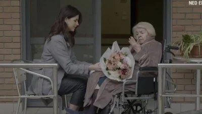 Σασμός: «Άι στα δι@λ@ μωρή Θεοδώρα!» - Τρελάθηκαν οι τουιτεράδες με την σκηνή στο γηροκομείο