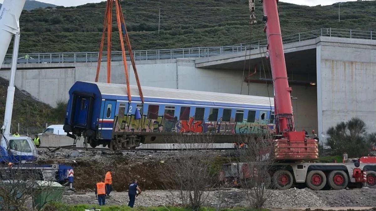Άφησε το τρένο και πήγε να πάρει... - Ο πραγματικός λόγος που έφυγε ο δεύτερος σταθμάρχης από τα Τέμπη