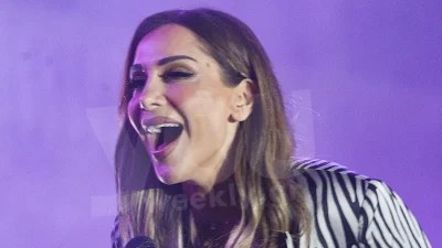 Το παντελόνι της άστραφτε από μακριά - Τι φόρεσε η Δέσποινα Βανδή στο Πανηγύρι Ζωοδόχου Πηγής