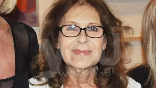 Ρένα Κουμιώτη: «Δεν κατάλαβε ότι πέθανε! Δεν της το είπαν ποτέ» - Ρίγη συγκίνησης με την αποκάλυψη μετά το θάνατο της