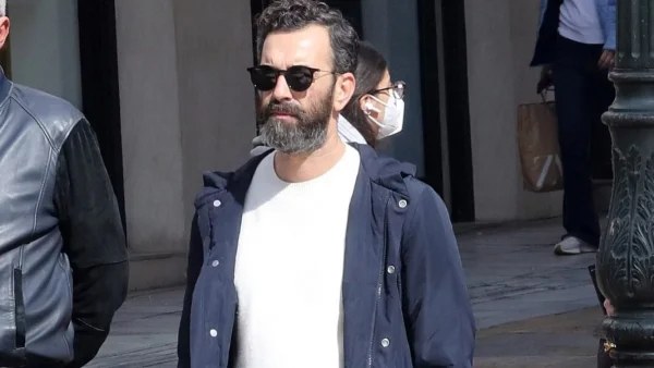 Στο νοσοκομείο ο Άγγελος Μπράτης - Η φωτογραφία με τον ορό στο χέρι του