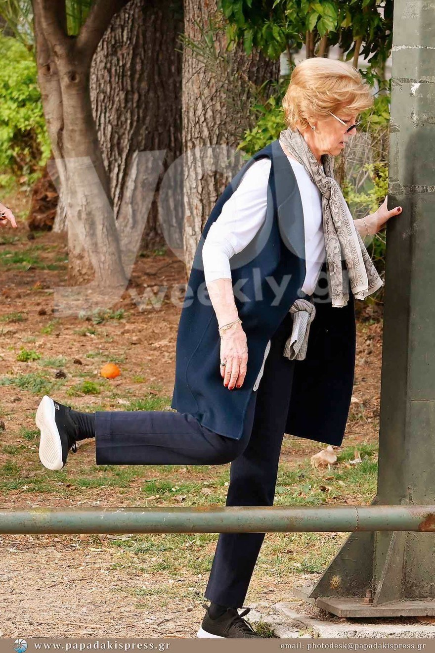 Παύλος και Νίκος: Πρώτο Πάσχα χωρίς τον πατέρα τους - Σούβλισαν κοκορέτσι και αρνί στη Νέα Υόρκη