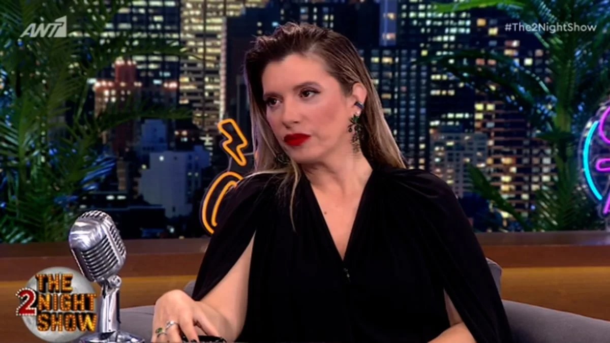 «Έκανα κρυφά πρόβα νυφικού...» - Ο άγνωστος λόγος που η Δεληκούρα δεν έχει παντρευτεί με τον πατέρα του παιδιού της