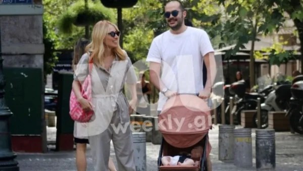 Ντυμένο στα λευκά - Βγαλμένο από περιοδικό το σαλόνι της Μαρίας Ηλιάκη και του Στέλιου Μανουσάκη στα Βόρεια Προάστια