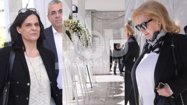 Έστειλαν στεφάνια η Βαρδινογιάννη και η Τρέμη - Βαρύ το κλίμα στην κηδεία του Γιώργου Μπόμπολα