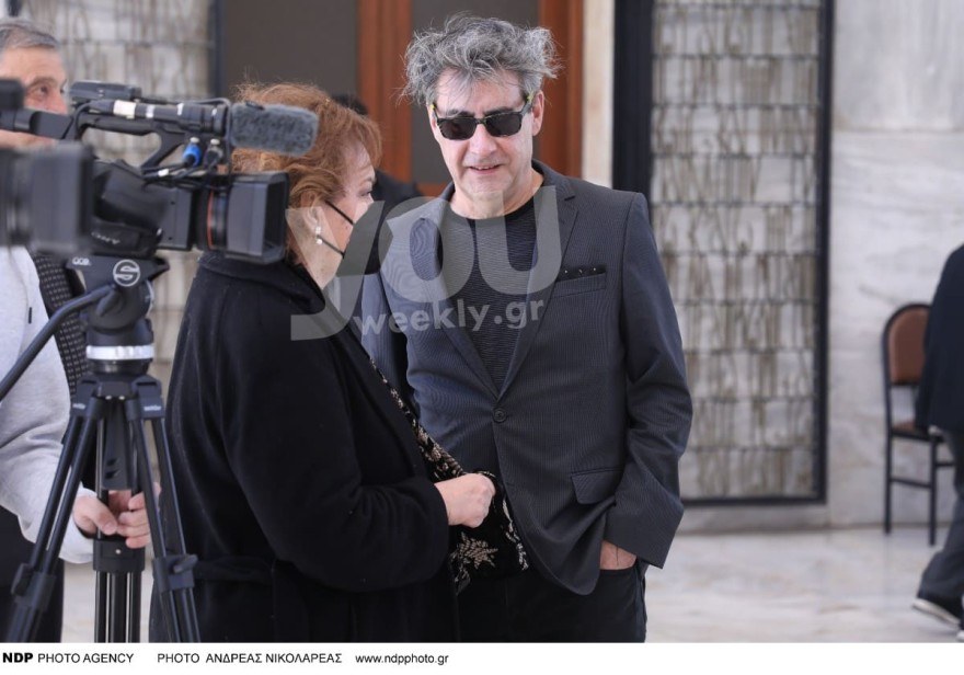 Κηδεία Μπόμπολα πρόσωπα