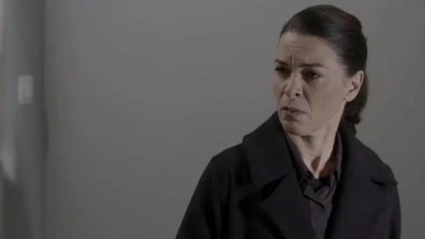 Έκοψε το μαλλί και έβγαλε τα μαύρα - Το νέο λούκ της Μαρίας Πρωτόπαππα