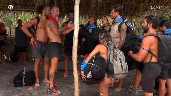 Survivor All Star: Χωρίζεται στα δύο η καλύβα Μαχητών & Διασήμων - Τι συνέβη