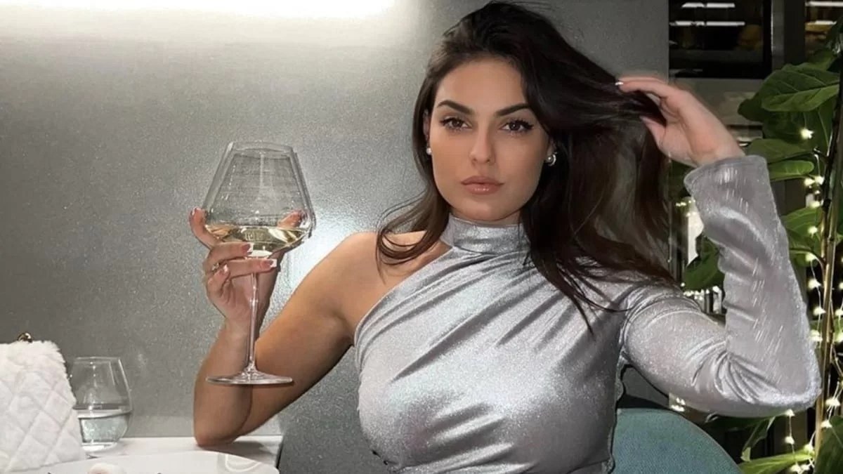 «Προτιμώ να μείνω μόνη μου παρά...» - Τα "καρφιά" της Βρισηίδας Ανδριώτου στο instagram
