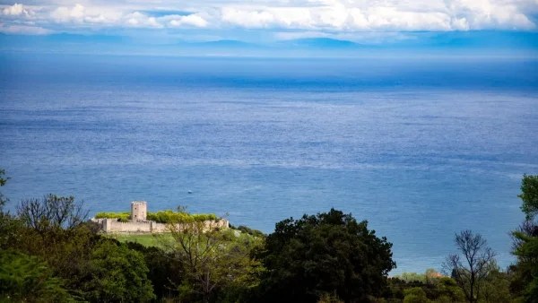 Ο καιρός της Πέμπτης 18/5 από την ΕΜΥ - Βροχές, καταιγίδες και νεφώσεις