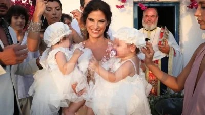Τρεις γενιές μαζί: «Σε ευχαριστώ Θεέ μου που με έκανες μαμά» - Η συγκινητική φωτογραφία της Χριστίνας Μπόμπα με την μητέρα και τις κόρες της