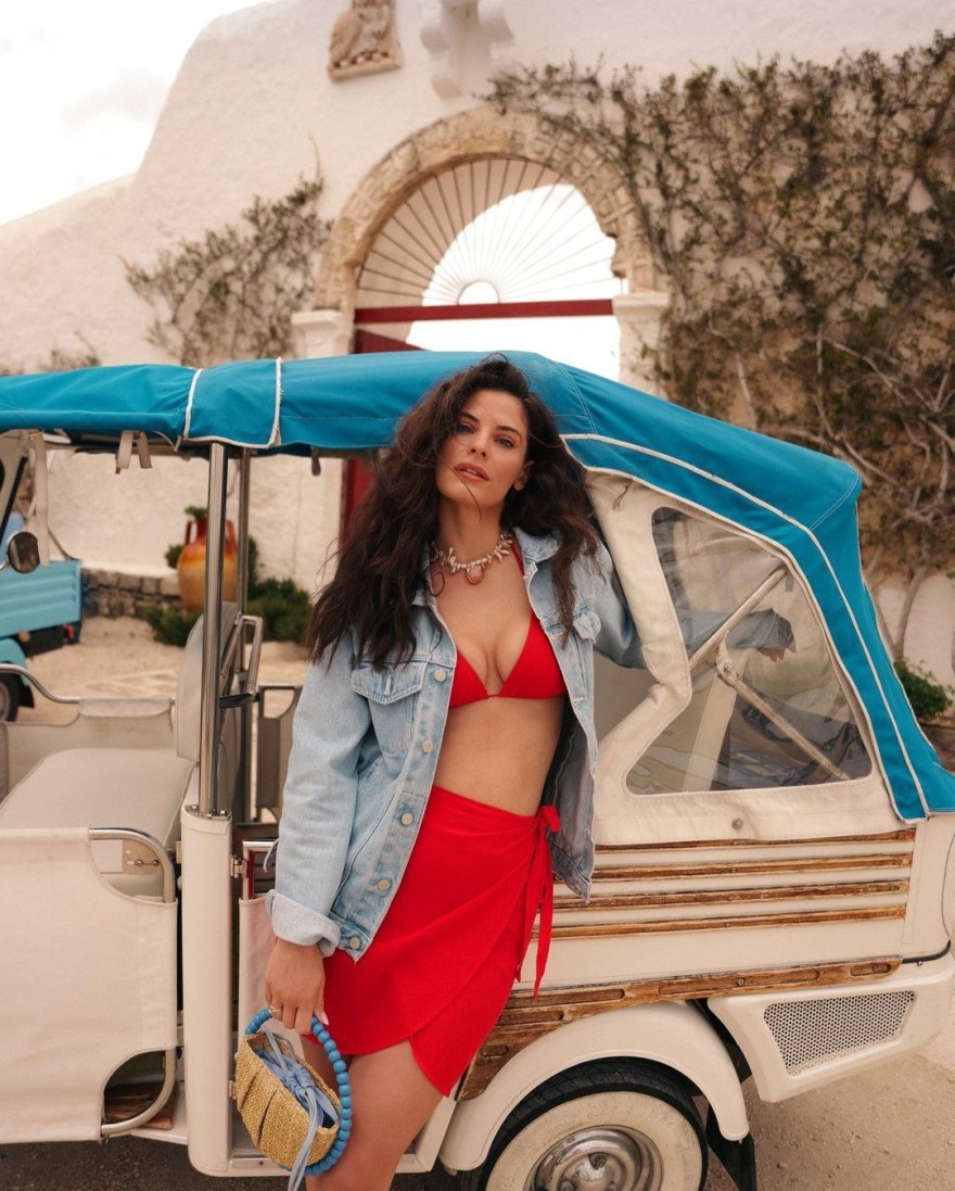 Χριστίνα Μπόμπα instagram