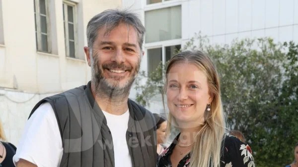 Μελαχρινός και πασίγνωστος - Αυτός ο ηθοποιός αντικαθιστά τον Μπουρδούμη στην παράσταση με την Δροσάκη μετά το διαζύγιο τους;