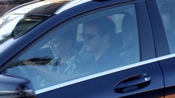 Έσπασαν το αυτοκίνητο του Δημήτρη Μακαλιά - Τι του έκλεψαν