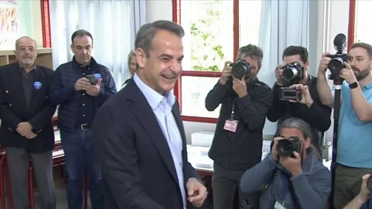 «Για μία πατρίδα πιο ισχυρή» - Η ανάρτηση του Κυριάκου Μητσοτάκη μετά την άσκηση του εκλογικού του δικαιώματος