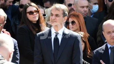 «Δεν περνά ούτε μια μέρα που...» - Βυθισμένος στο πένθος ο Κυριάκος Μητσοτάκης 6 χρόνια μετά τον θάνατο του πατέρα του, Κωνσταντίνου