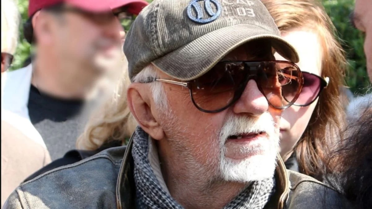«Πηγές κοντά στον αδελφούλη σου...» - Το συγκινητικό "αντίο" της κόρης του Στάθη Ψάλτη στον Γιάννη Ρώτα