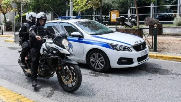 Γυναικοκτονία Χαλκιδική: Την σκότωσε και αυτοκτόνησε μπροστά στο ανήλικο παιδί τους - Τους εντόπισε νεκρούς ο πατέρας του θύτη