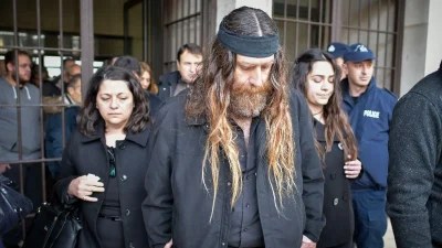 «Είχα τρία παιδιά και έχω ακόμα τρία» - ''Ραγίζει'' καρδιές ο πατέρας του Βαγγέλη Γιακουμάκη 8 χρόνια από το θάνατό του