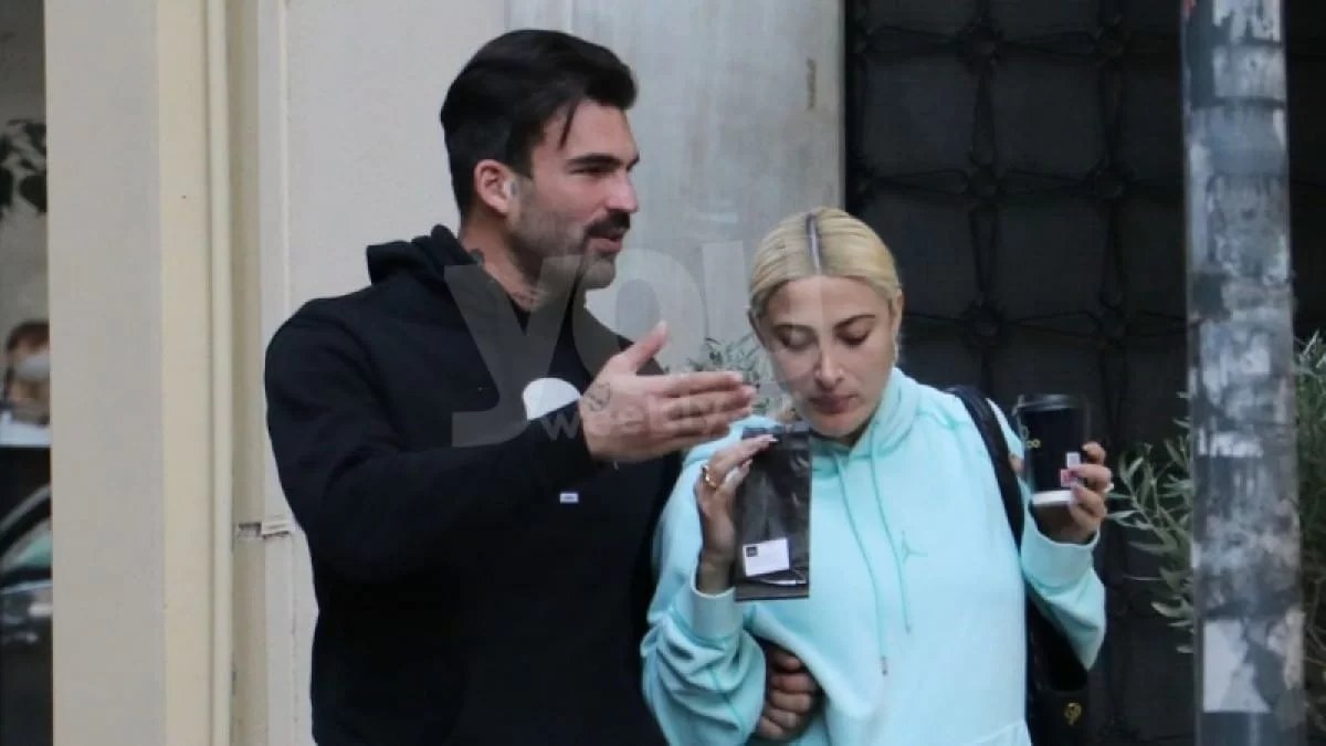 Ήρθε από την Πάτρα στην Αθήνα η μητέρα του Αλεξάνδρου - Το φαγητό που έφτιαξε στο σπίτι της Τούνη