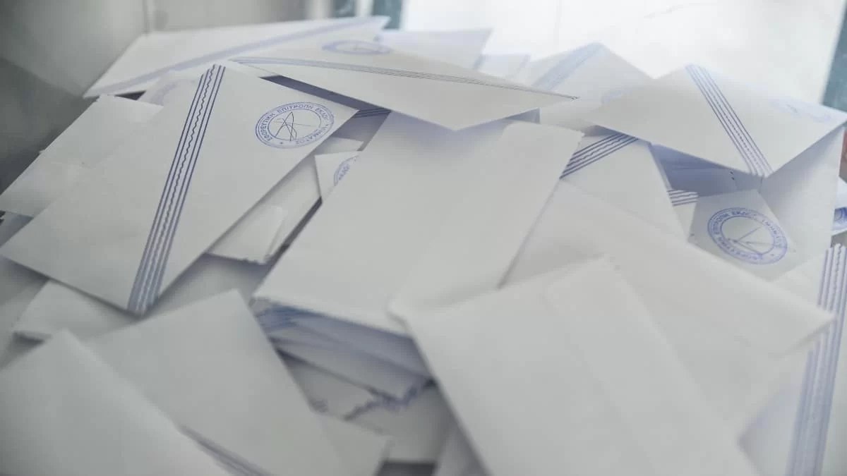 Εκλογές 2023: Έκλεισαν οι κάλπες - Τα πρώτα αποτελέσματα των Exit Poll