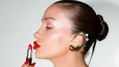M·A·C x Eleni Foureira: Μια ανατρεπτική συνεργασία μακιγιάζ ξεκινά!