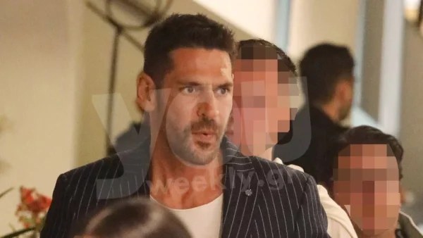 Άκρως γοητευτική και σικάτη - Η πρώτη δημόσια εμφάνιση του Γιάννη Σπαλιάρα με την σύντροφό του