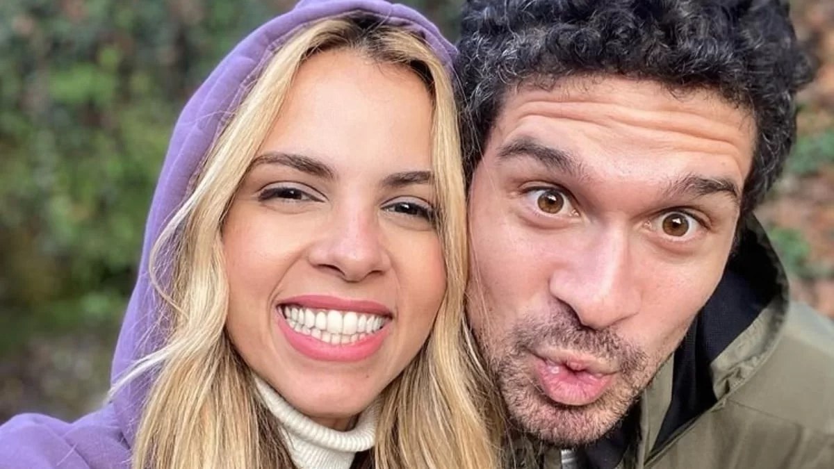 Πρόβα νυφικού για την Τζένη Μελιτά: Θα φορέσει παραπάνω από ένα νυφικά, όλα σχεδιασμένα επάνω της (Βίντεο)