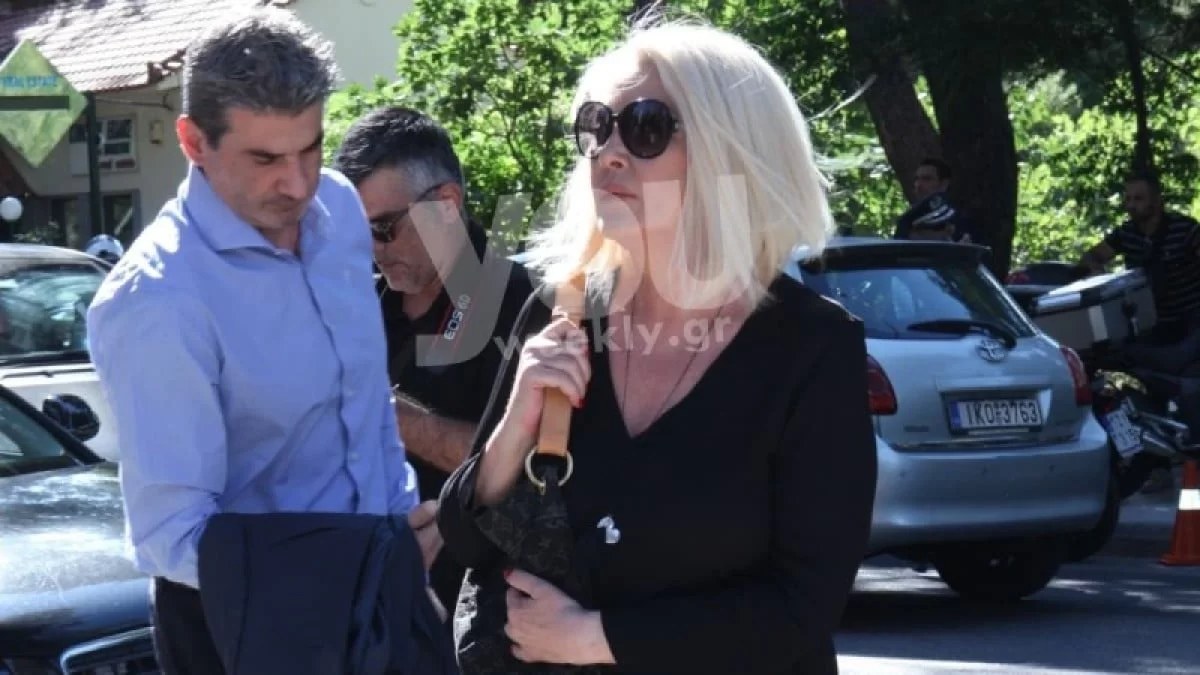 «Ο θάνατος ούτε τους πήρε κ ούτε τους χώρισε...» - Ανατριχιάζει η ανάρτηση της Ρούλας Κορομηλά για το ναυάγιο στην Πύλο