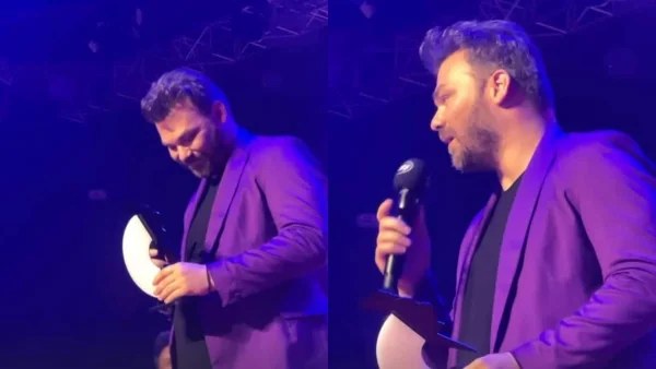 Mad VMA 2023: Με μαύρο φόρεμα γεμάτο κοψίματα -  Η αποκαλυπτική εμφάνιση της Ιωάννας Σαρρή στο πλευρό του Γιώργου Σαμπάνη