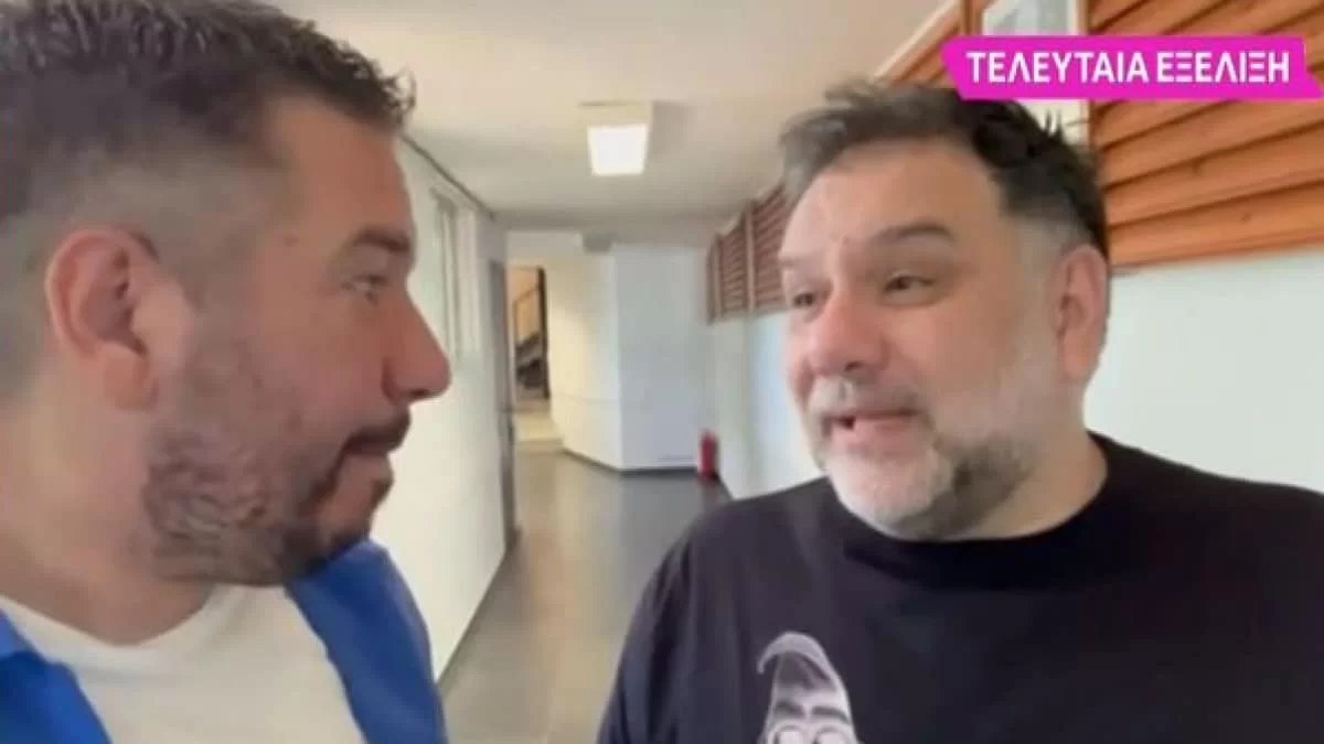 «Δεν με πήρε ο Νίκος, με πήρε η...» - Η αποκάλυψη του Γρηγόρη Αρναούτογλου για την απόφασή του να τα βρει με τον Μουτσινά στον αέρα της εκπομπής του