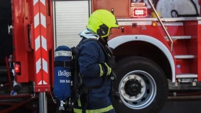 Νεκρός πυροσβέστης σε φωτιά στη Θεσσαλονίκη