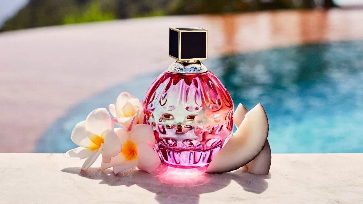 To νέο άρωμα Rose Passion είναι μια ωδή στη δυναμική γοητεία της σύγχρονης γυναίκας
