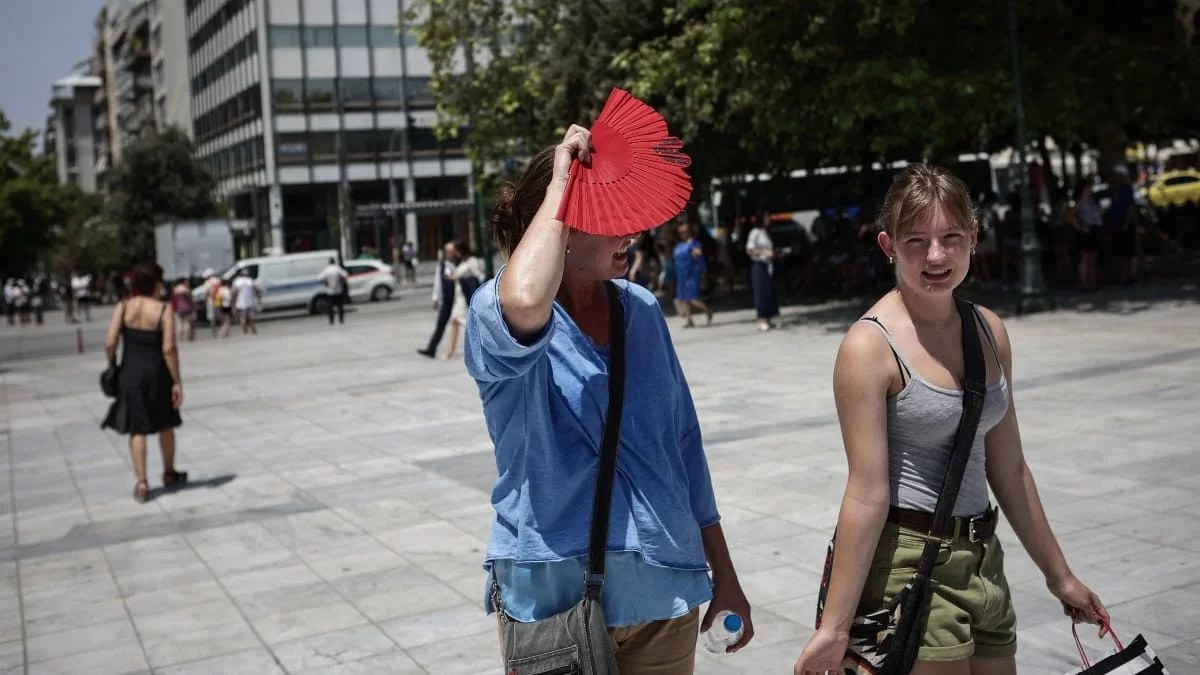 Καιρός σήμερα 25/7: Συνεχίζεται ο καύσωνας - Η θερμοκρασία στους 44 βαθμούς