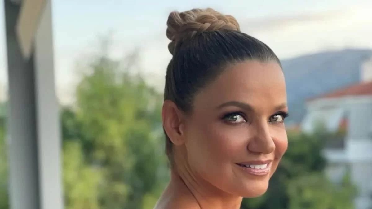 Ακομπλεξάριστη η Παναγιώτα Βλαντή - Το πραγματικό της πρόσωπο στα 54