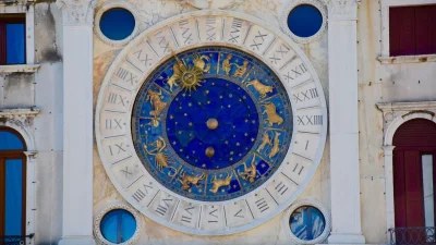 Ζώδια (28/8-3/9): «Το μπλε φεγγάρι του Αυγούστου την τελευταία μέρα του μήνα...» - Νευρικότητα και ταραχή φέρνει η Πανσέληνος