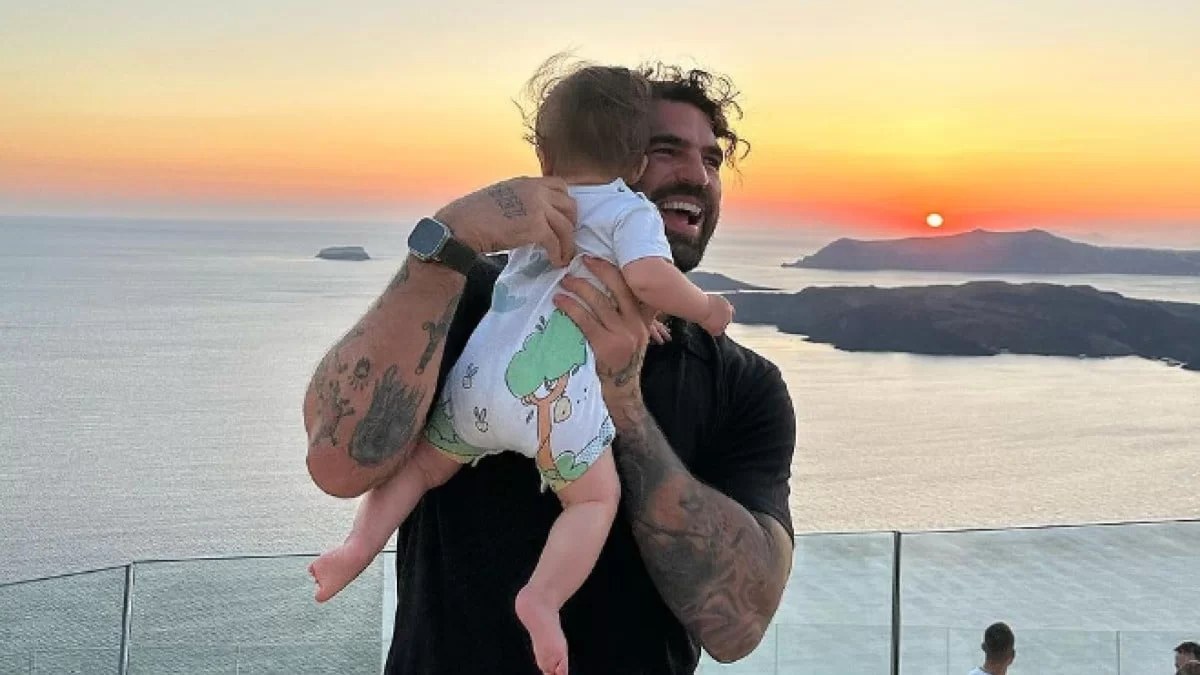 Ο Δημήτρης Αλεξάνδρου με τον γιο του