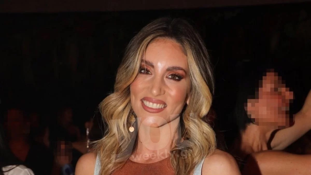 «Δεν το βρίσκω κακό...» - Η Αθηνά Οικονομάκου "έσπασε" τη σιωπή της για τις πλαστικές