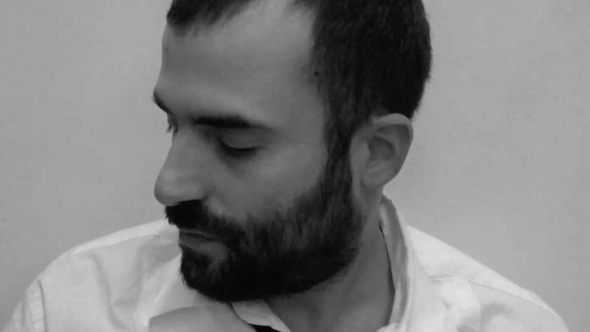 Θρήνος για τον Αντώνη Χρυσουλάκη - Μετά την κηδεία του θα ακολουθήσει αποτέφρωση
