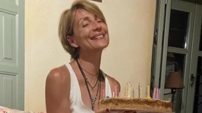 Με κλαρίνο και μια τούρτα έκπληξη - Το πάρτι που στήθηκε στο Πήλιο για τα γενέθλια της Ρουμελιώτη (Βίντεο)