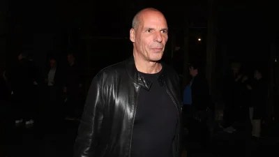«Βασανιστικά απαίσιο! Ντροπή στους...» - Ο Γιάνης Βαρουφάκης "αδειάζει" την ταινία της Barbie