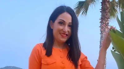 Ανανεωμένη σε πισίνα με νησιώτικο αέρα - Η συγκλονιστική φωτογραφία της Ιωάννας Παλιοσπύρου με μαγιό