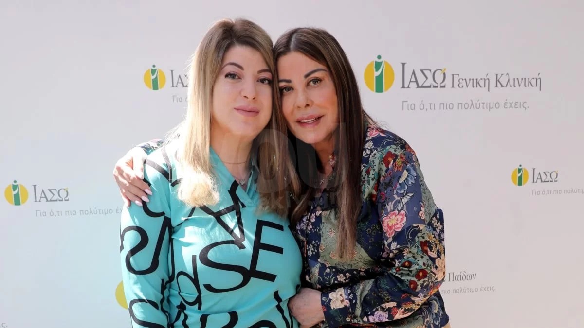Χωμένη στην αγκαλιά της μητέρα της - Η νέα φωτογραφία της Όλγας Κιουρτσάκη με τη νεογέννητη εγγονή της Άντζελας Δημητρίου